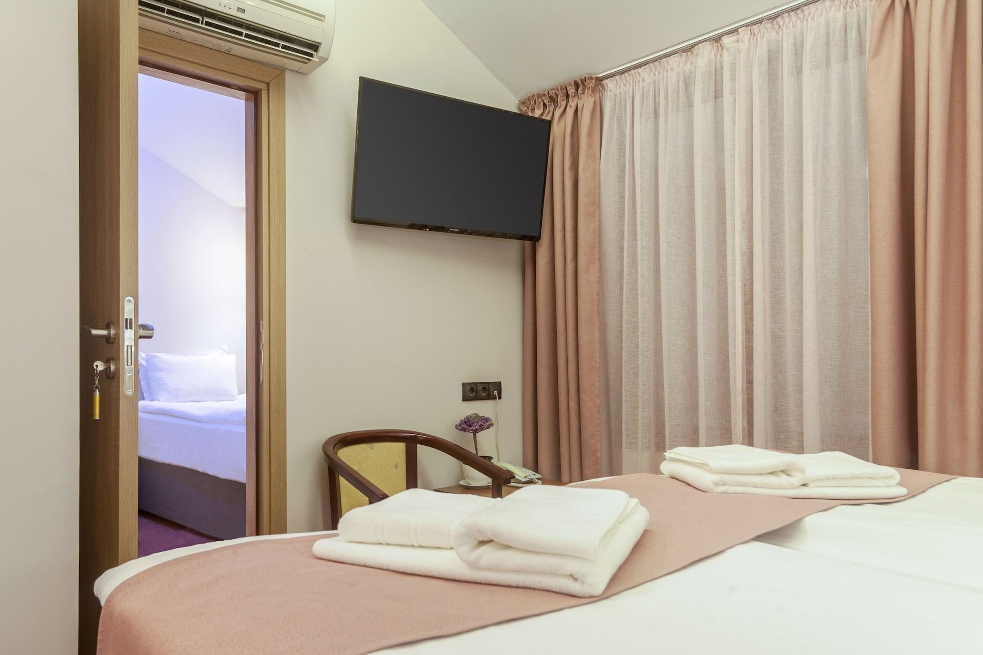 Hugo Hotel Varna Extérieur photo