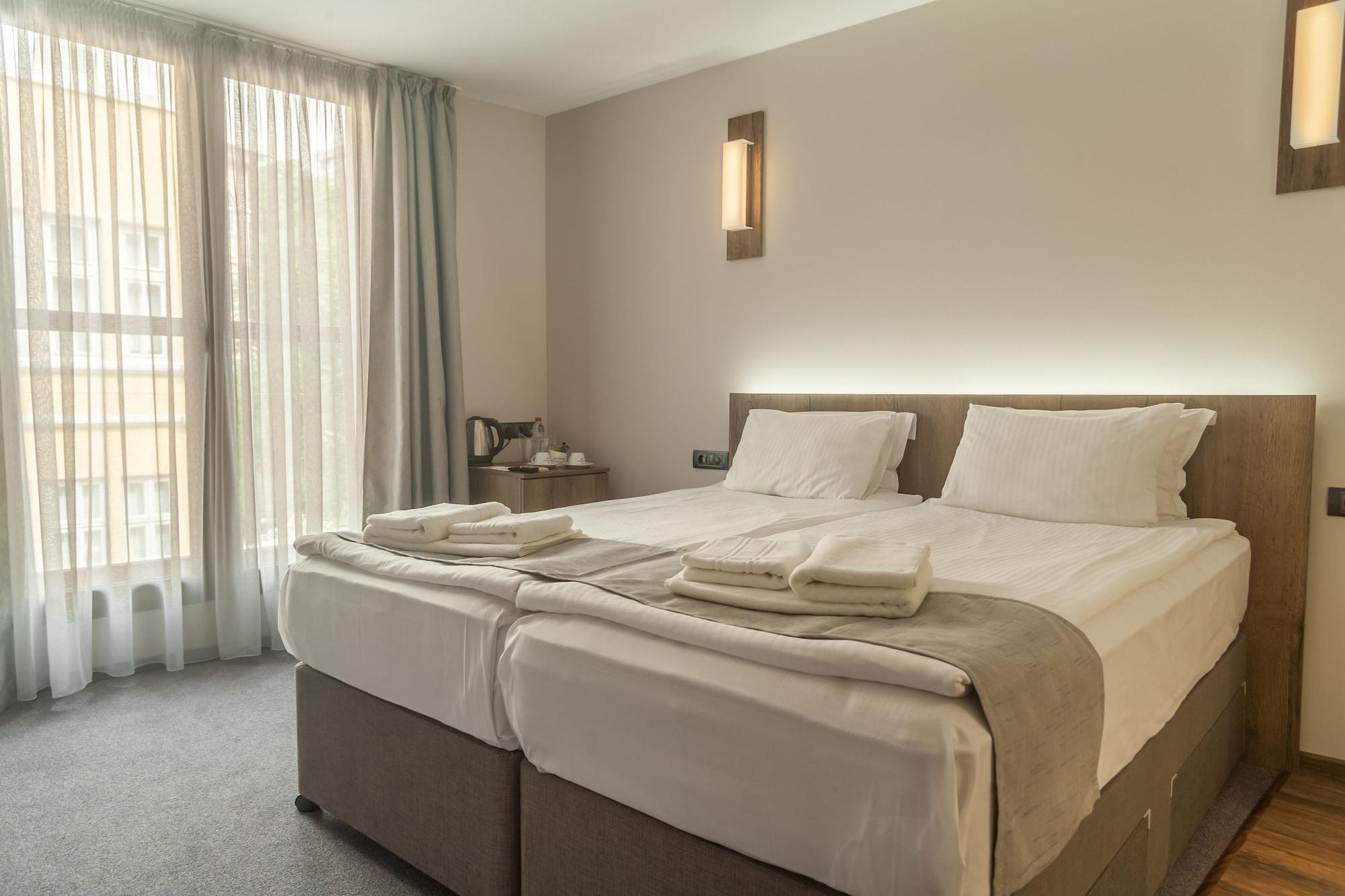 Hugo Hotel Varna Extérieur photo