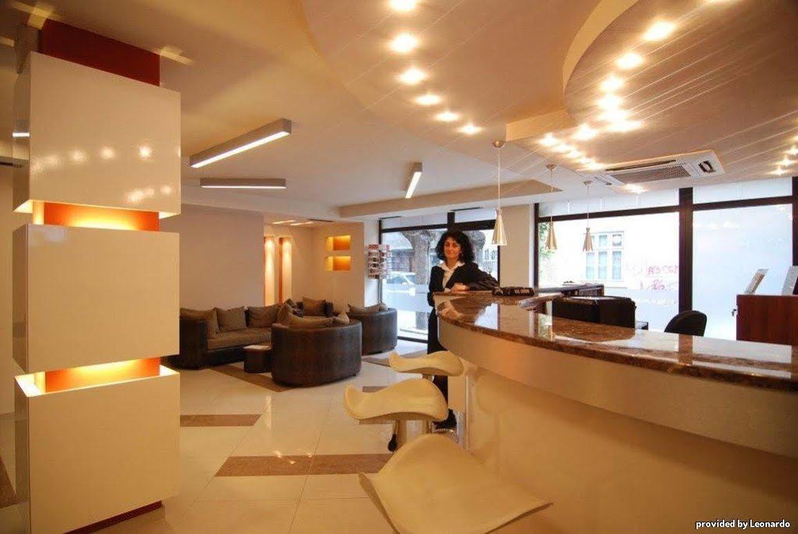 Hugo Hotel Varna Extérieur photo