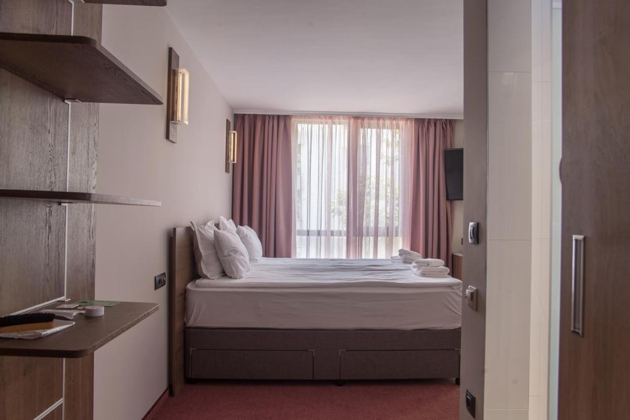 Hugo Hotel Varna Extérieur photo