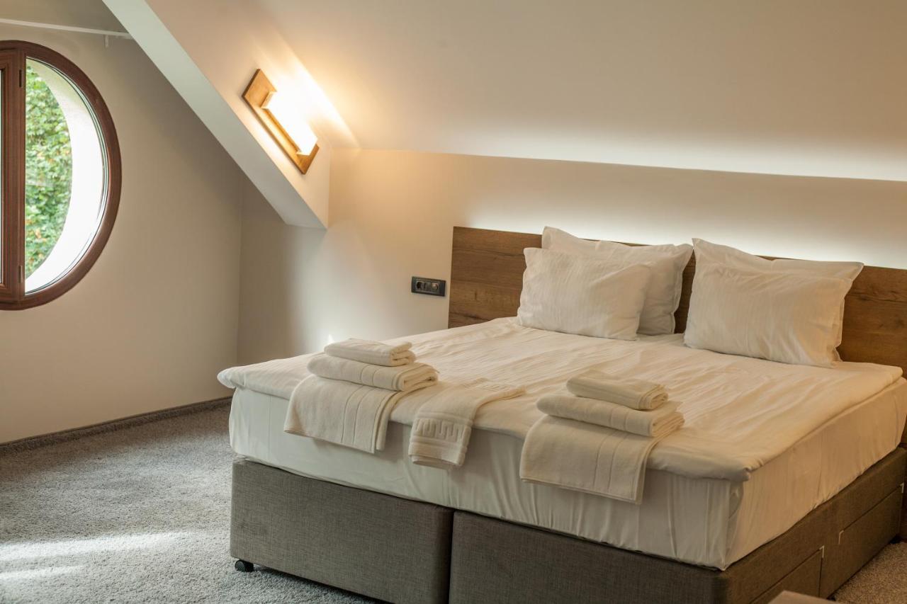 Hugo Hotel Varna Extérieur photo