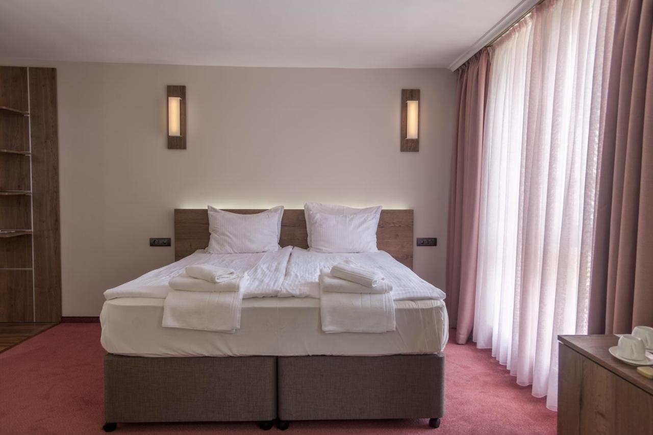 Hugo Hotel Varna Extérieur photo