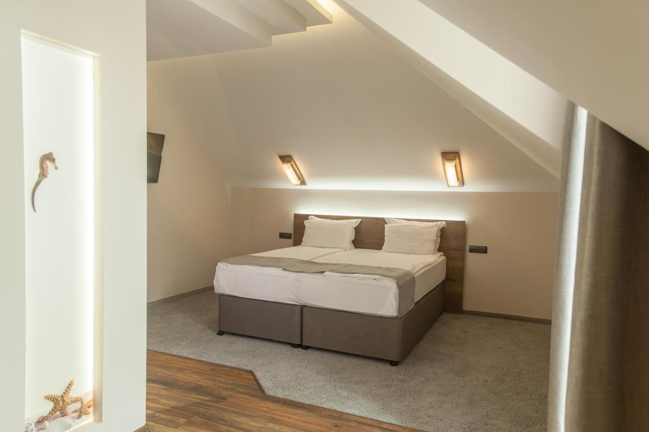 Hugo Hotel Varna Extérieur photo