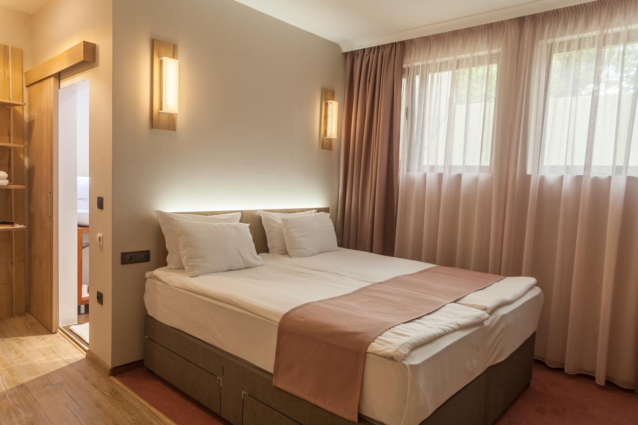 Hugo Hotel Varna Extérieur photo